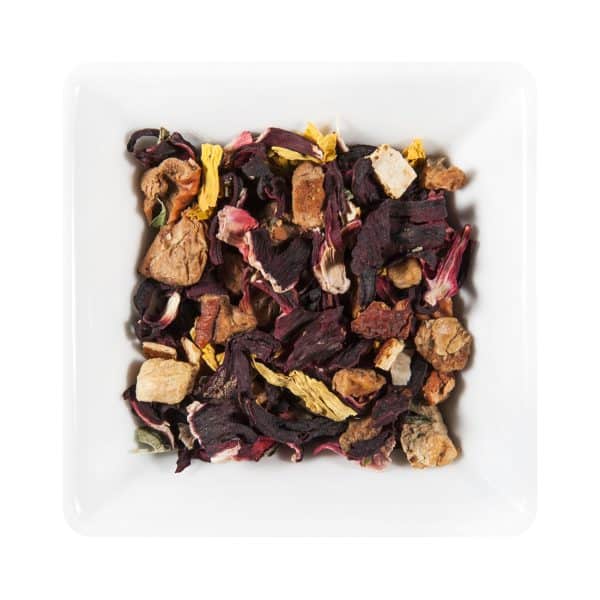 Бял квадратен съд, съдържащ цветна комбинация от сушени плодове и цветя, идеален за приготвяне на билков чай. Този омагьосващ Смес на Вещицата ще добави магическа нотка към вашето изживяване с напитки.