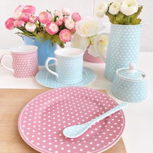 Порцеланова десертна чиния Polka dot pastel pink 19 cm с розови и бели точки на бял фон.